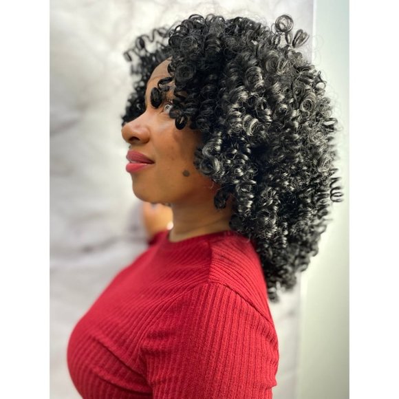 13×4 Short Kinky Lace Front Wigs - Picture 4 of 4